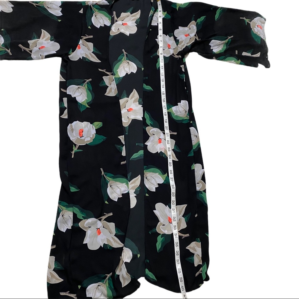 Elan Cardigan floral black and green size medium - Picture 2 of 8